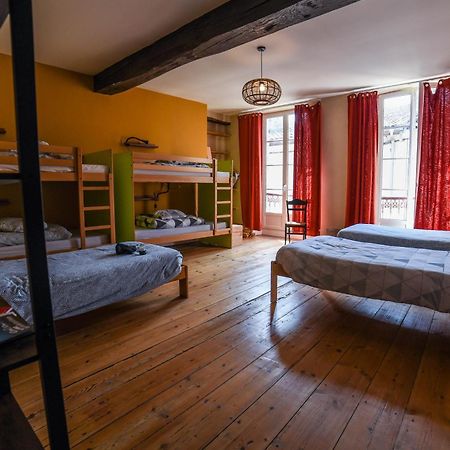 Amani Hostel La Réole Kültér fotó