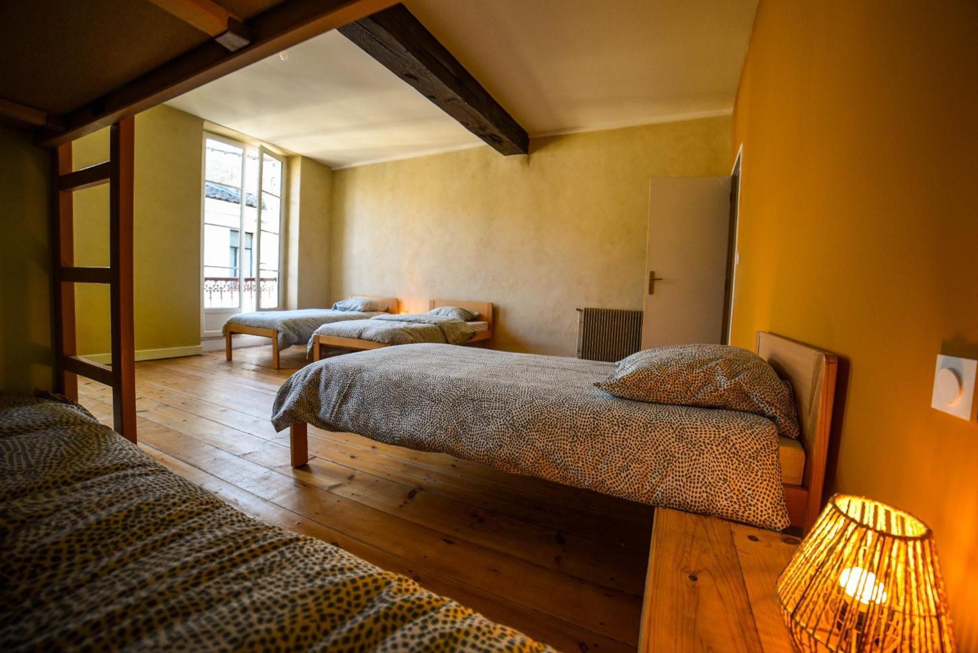 Amani Hostel La Réole Kültér fotó