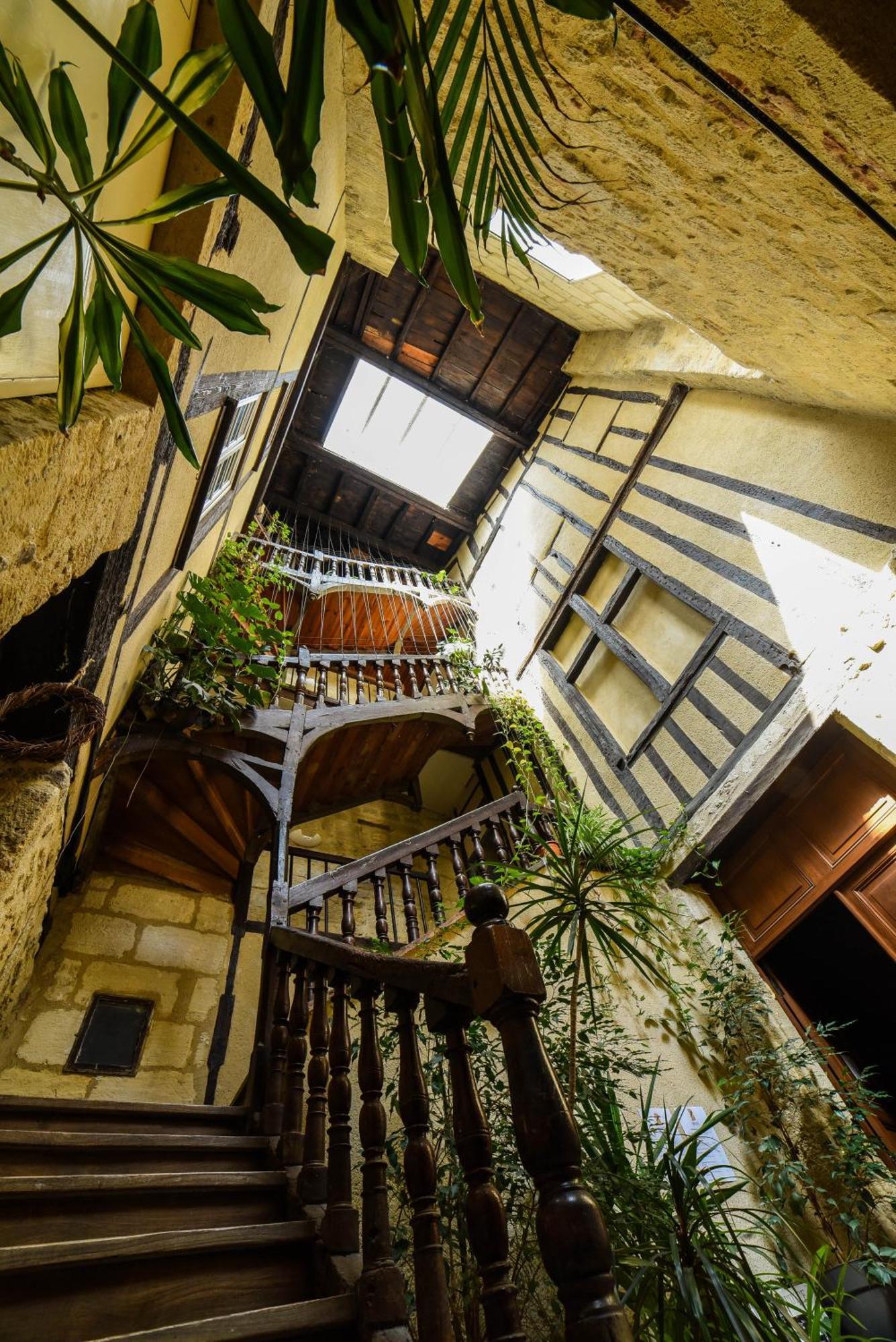 Amani Hostel La Réole Kültér fotó