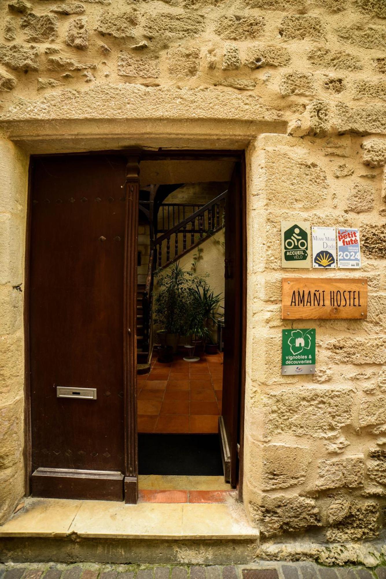 Amani Hostel La Réole Kültér fotó